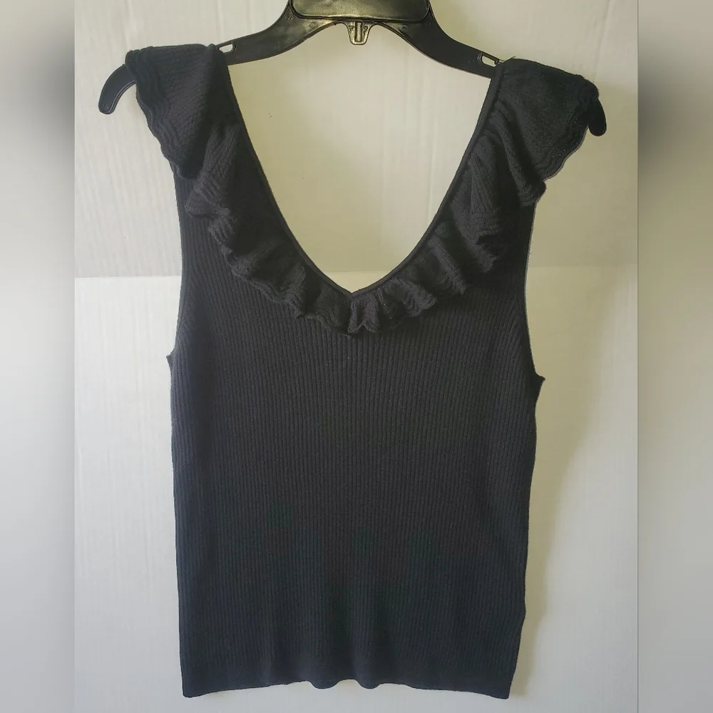 GAP Factory Women's Sleeveless Ruffle Edge Sweater Tank Top Sz XXL BLK - Picture 9 of 13